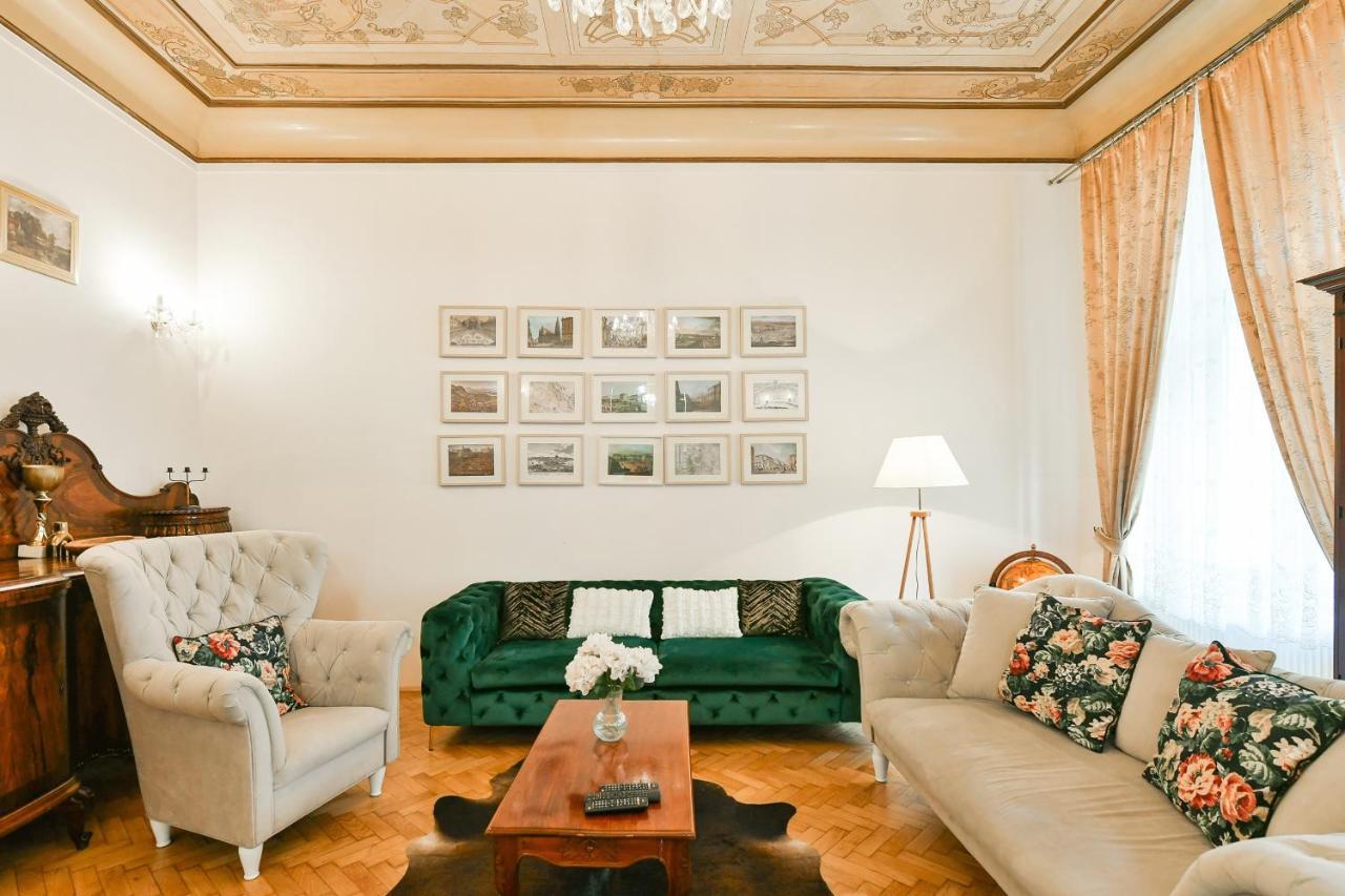 Appartement Stunning Charles Bridge Prague